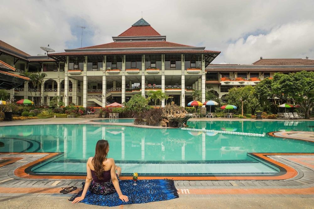 รอยัล ออร์คิด การ์เด้น โฮเต็ล Hotel บาตู ภายนอก รูปภาพ