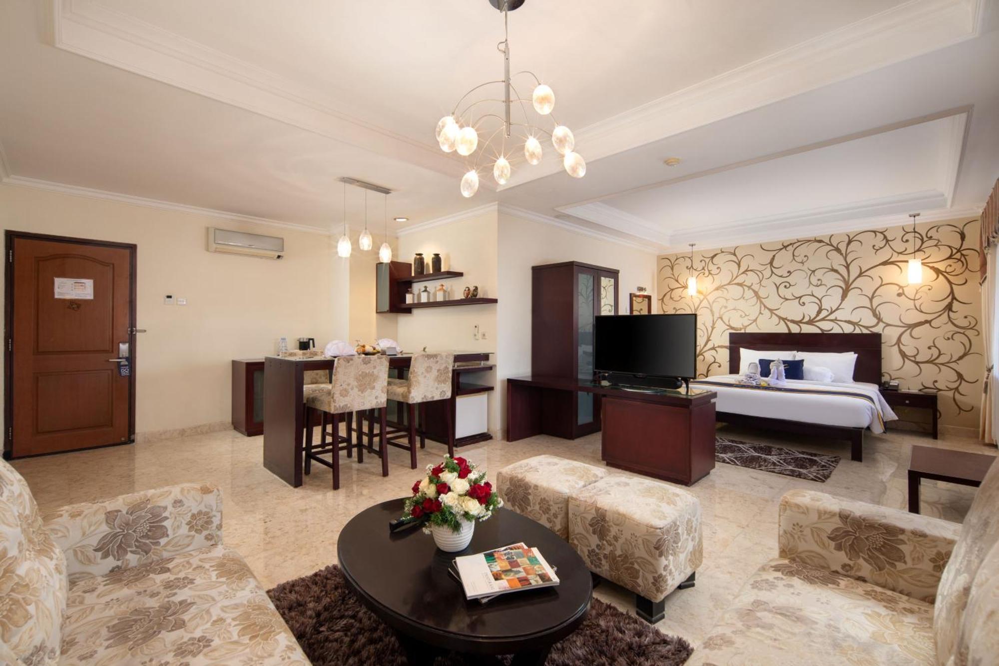 รอยัล ออร์คิด การ์เด้น โฮเต็ล Hotel บาตู ภายนอก รูปภาพ