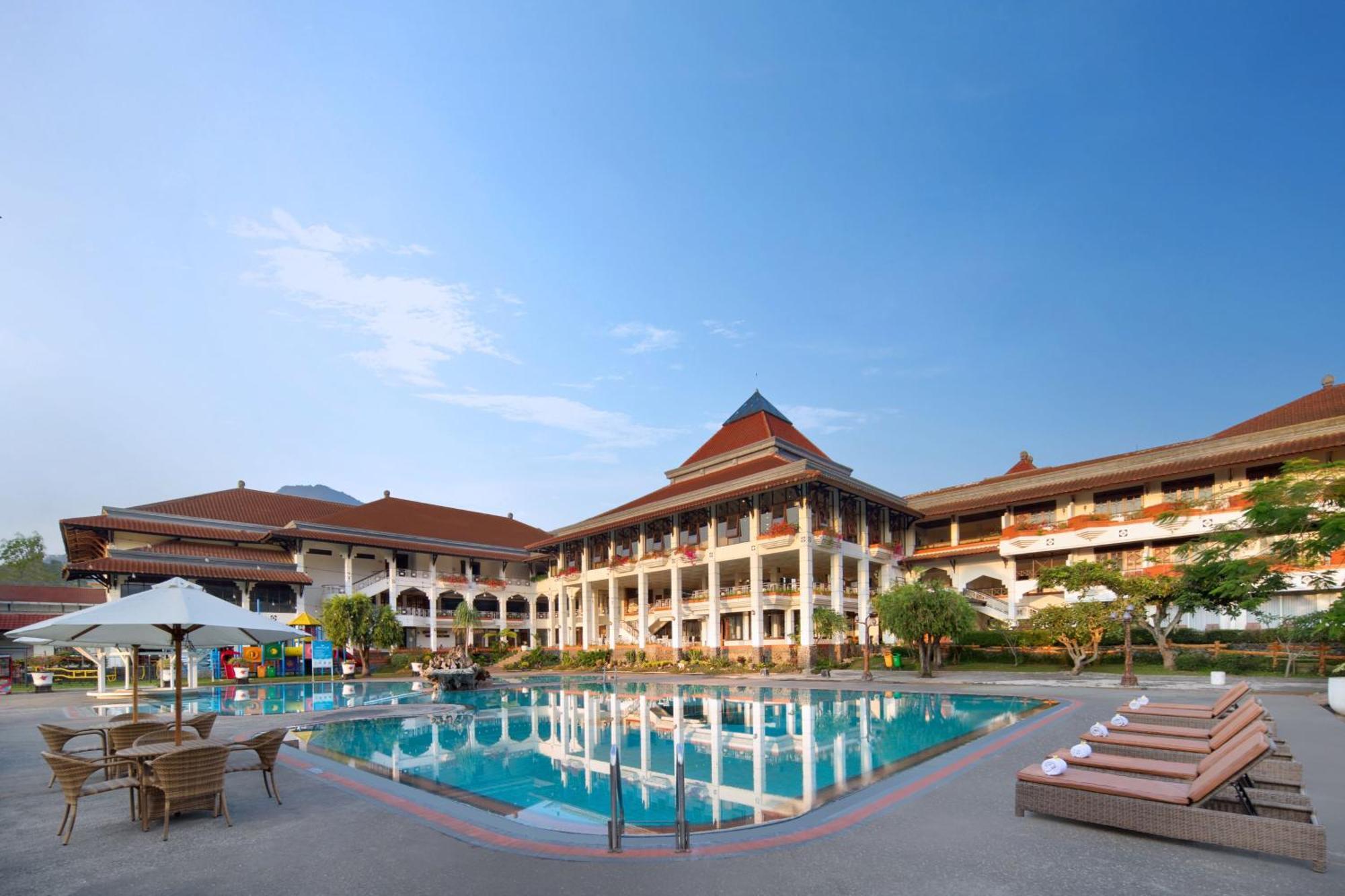 รอยัล ออร์คิด การ์เด้น โฮเต็ล Hotel บาตู ภายนอก รูปภาพ